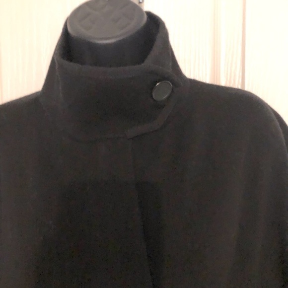 Massimo Dutti black sweater knit zip front mock neck swing cape Size Small new - Picture 11 of 16